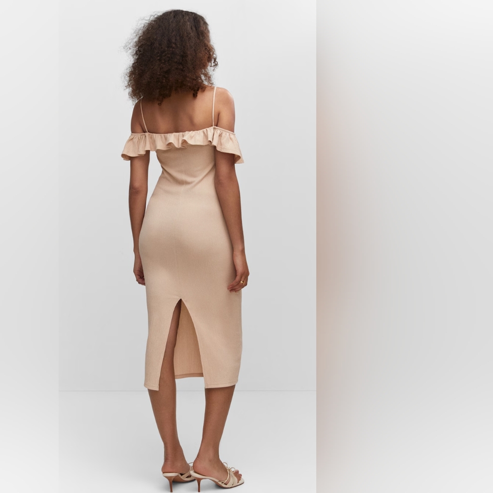 #4 MANGO Textured ruffle dress - Picture 3 of 7